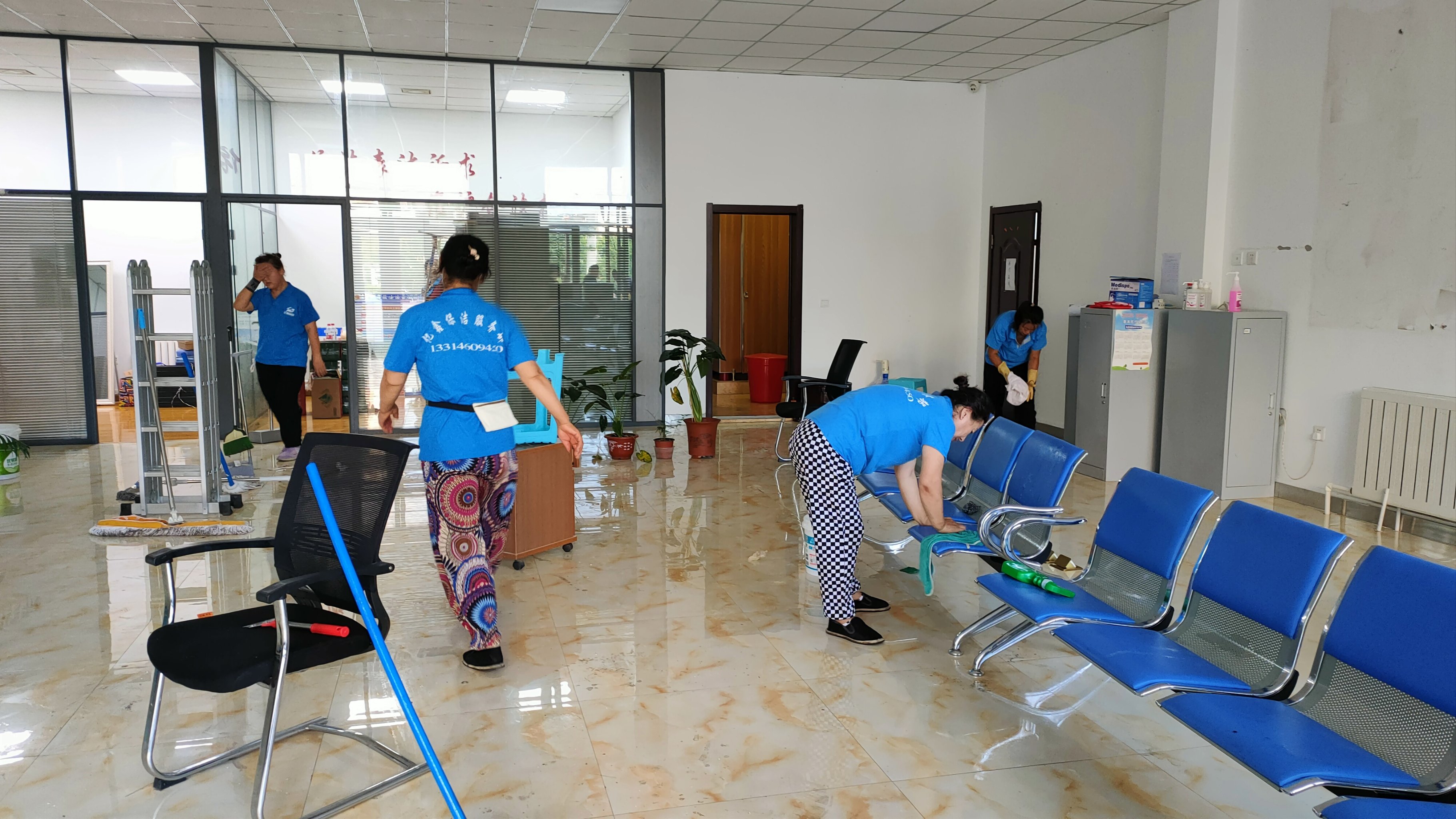 醫(yī)院開(kāi)荒保潔